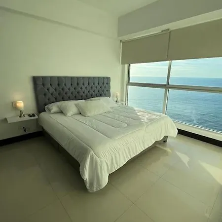 Apartamento Lujoso Apto Con Vista Al Mar En Playa Bocagrande Cartagena